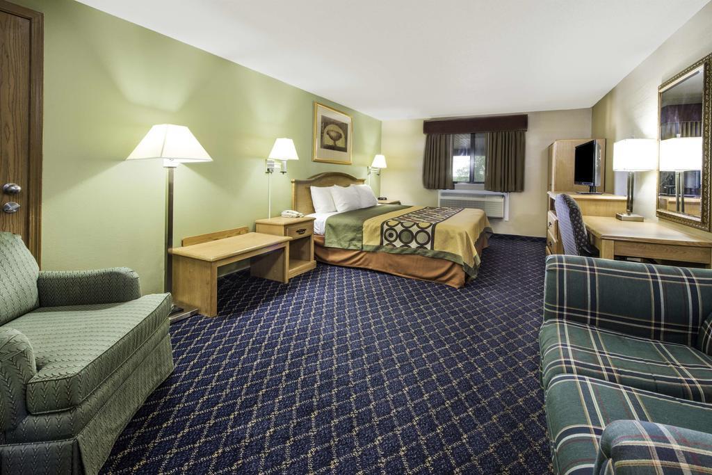 Super 8 By Wyndham St. Clair Mo Hotel Saint Clair Ngoại thất bức ảnh