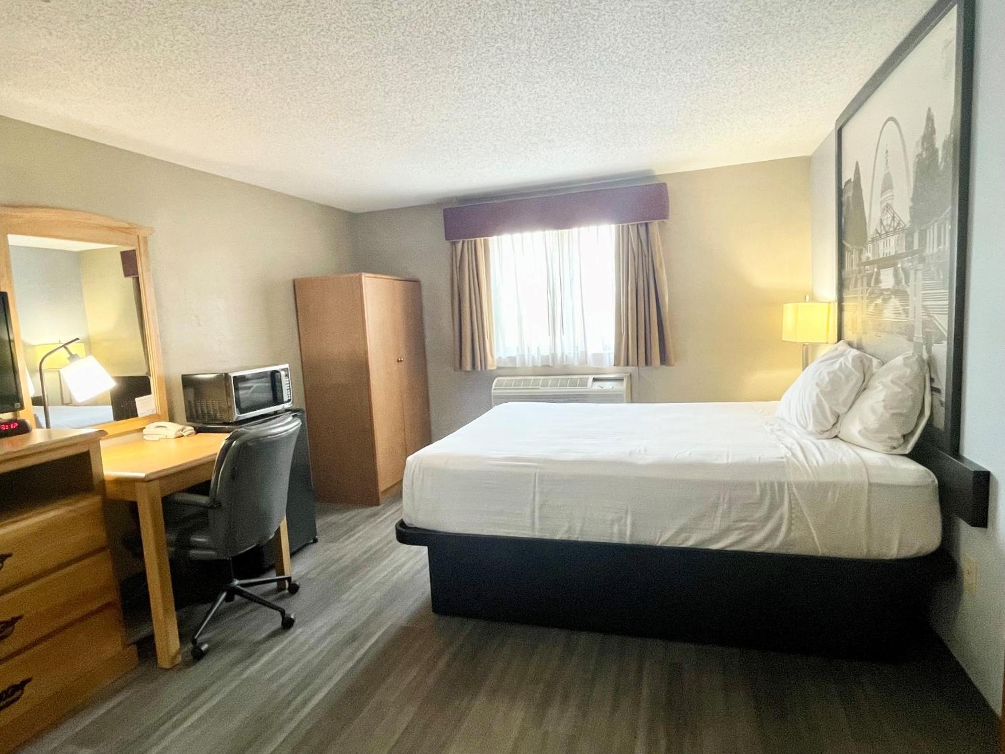 Super 8 By Wyndham St. Clair Mo Hotel Saint Clair Ngoại thất bức ảnh