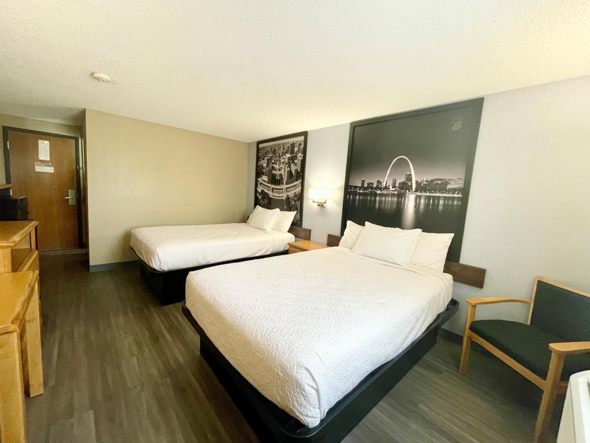 Super 8 By Wyndham St. Clair Mo Hotel Saint Clair Ngoại thất bức ảnh