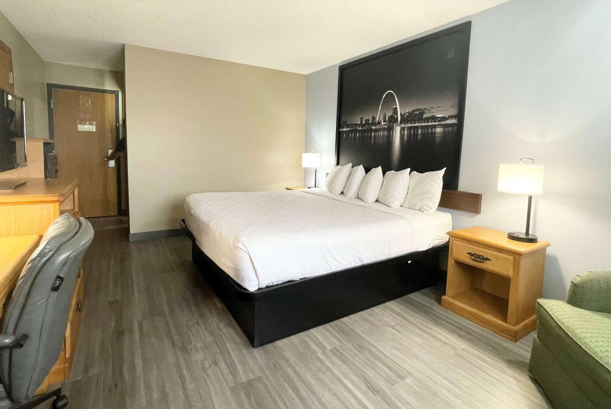 Super 8 By Wyndham St. Clair Mo Hotel Saint Clair Ngoại thất bức ảnh