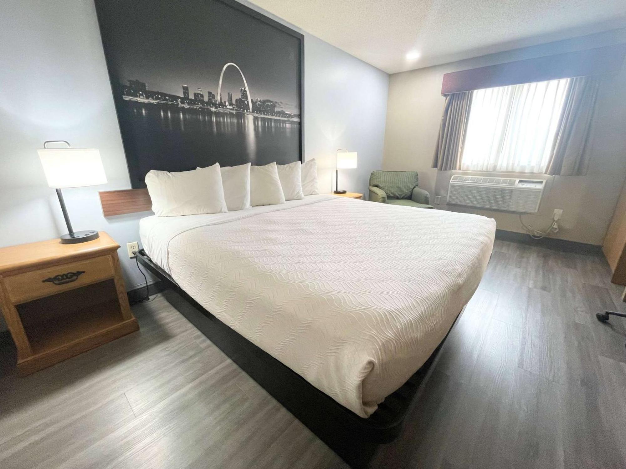 Super 8 By Wyndham St. Clair Mo Hotel Saint Clair Ngoại thất bức ảnh
